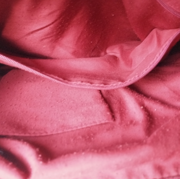 Relic Burgundy Purse - Picture 8 of 16